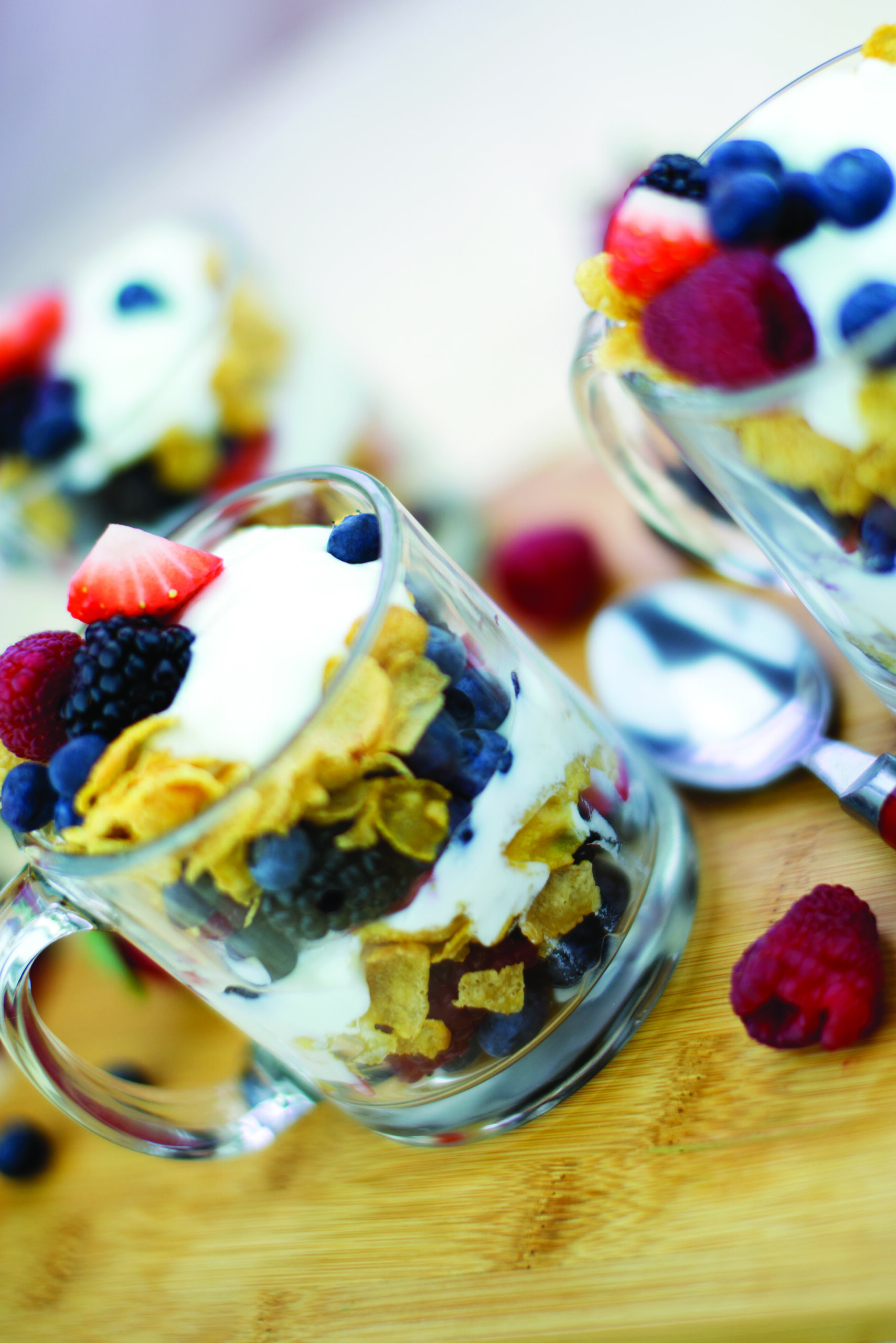 Mixed Berry Cereal Yogurt Crunch