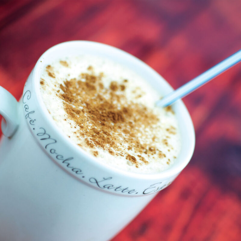 Mocha coffee blender topped with a sprinkle of cinnamon for a warm, spiced finish.